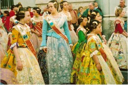 14 2 Lucia Badii Las Falleras Valencia