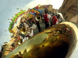 19 4 Francesca Turini Bruco-mela in piazza Novellara (RE)